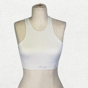 Aleur Speed Crop Tank in Ivory